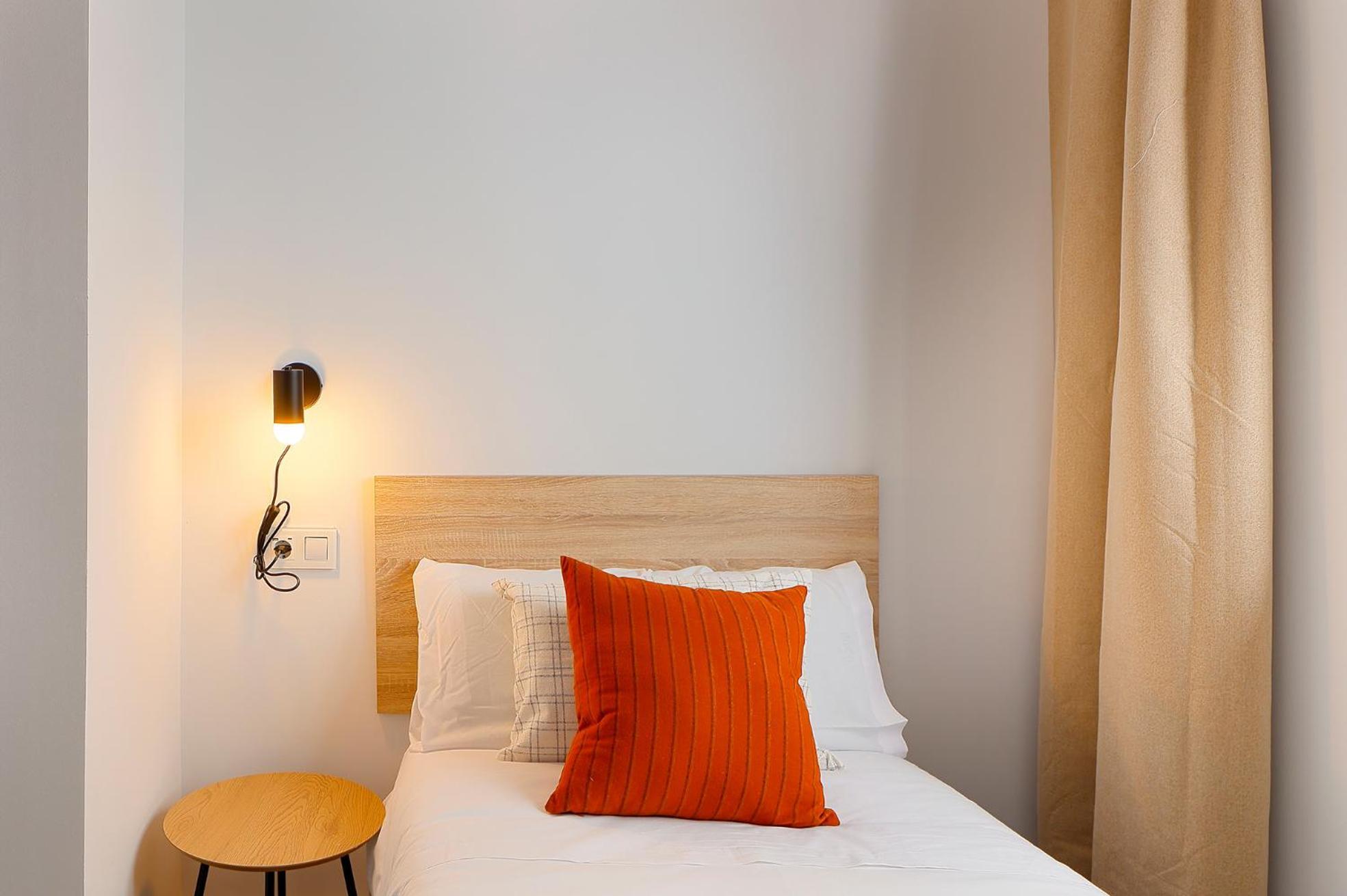 Apartamentos Sobrecantu Овьедо Экстерьер фото